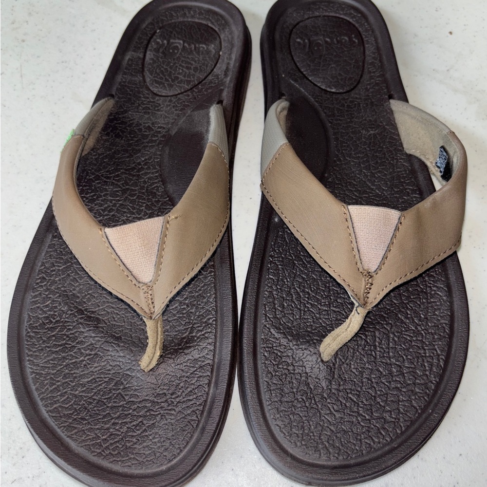 Men's Sanuk Memory Foam Tan & Brown Flip Flops SZ 13